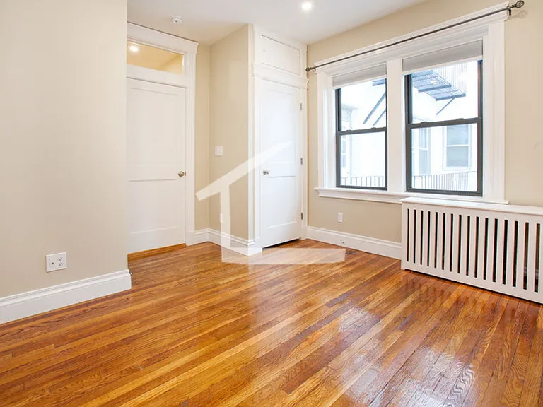 1113 Boylston St #12 — Photo 3