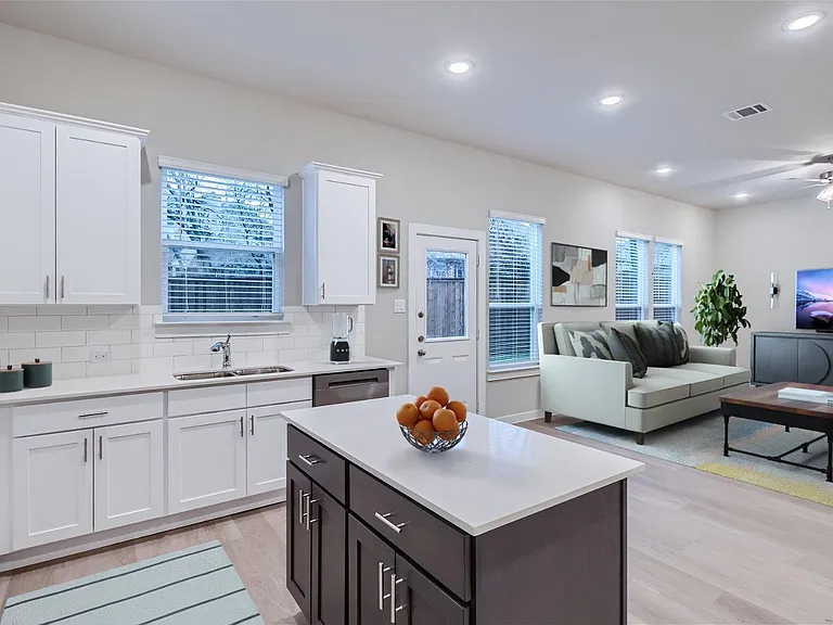The Residences at Fresh Meadows — Photo 35
