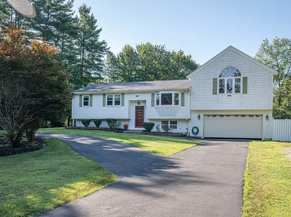 19 Pheasant Ln, North Easton, MA 02356
