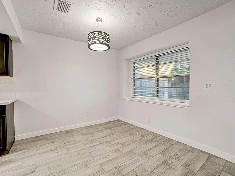 3918 Cypressdale Dr — Photo 15