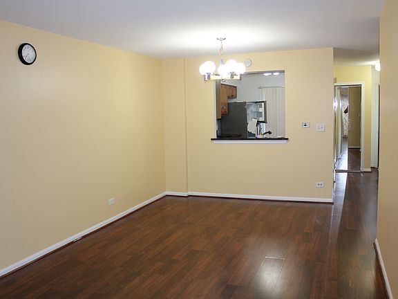 4th image of 1131 E Randville Dr