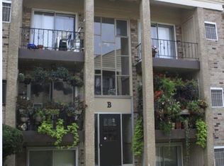 700 E Marshall St APT B305, West Chester, PA 19380