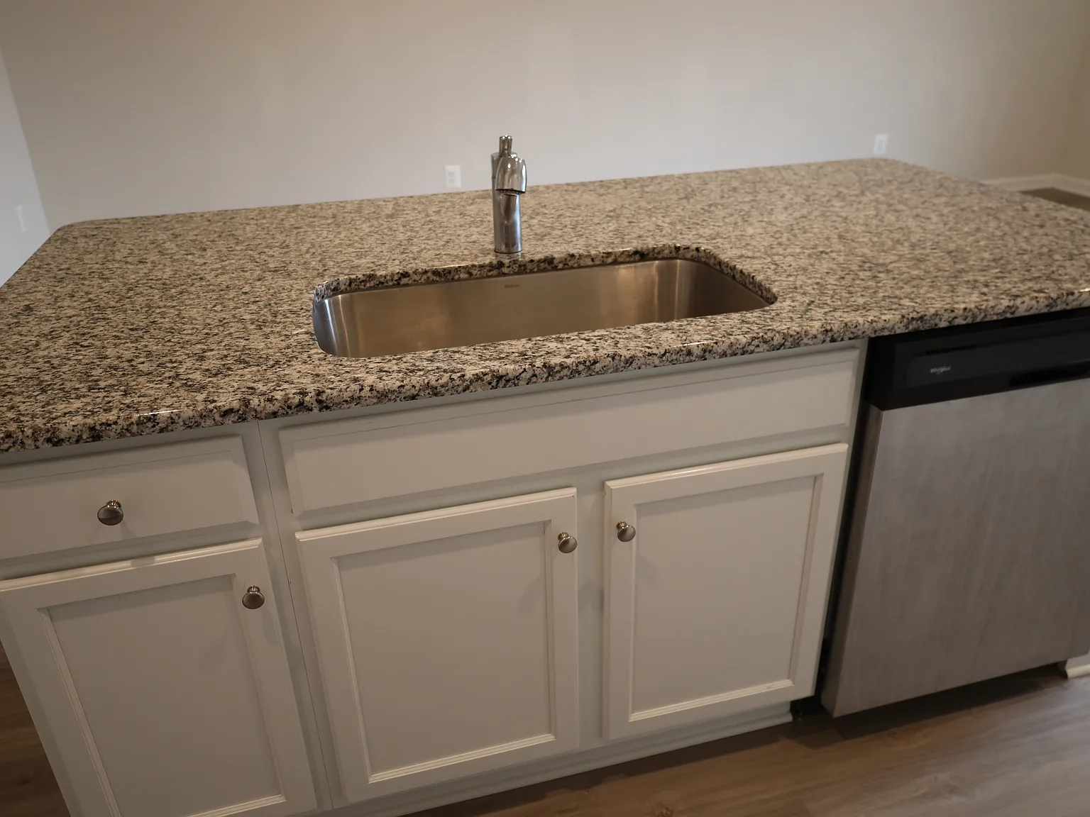 3 bed, 2.5 bath, 1443 sqft, $1,850 — Photo 4