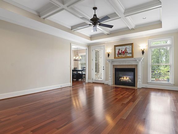 5th image of 673 Driftwood Dr