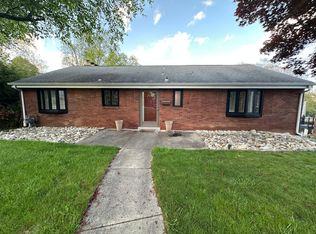 547 Greenhurst Dr, Pittsburgh, PA 15243