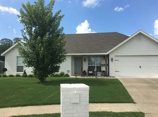 2270 Putter Ct, Farmington, AR 72730