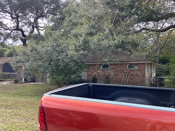 2nd image of 6945 Woodley Dr