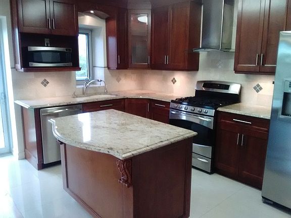 4th image of 531 W 235th St #4A