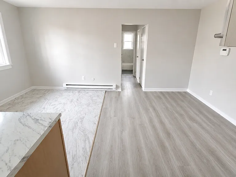 92 Davenport Ave #10 — Photo 4