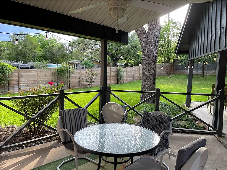 4620 Englewood Dr — Photo 13