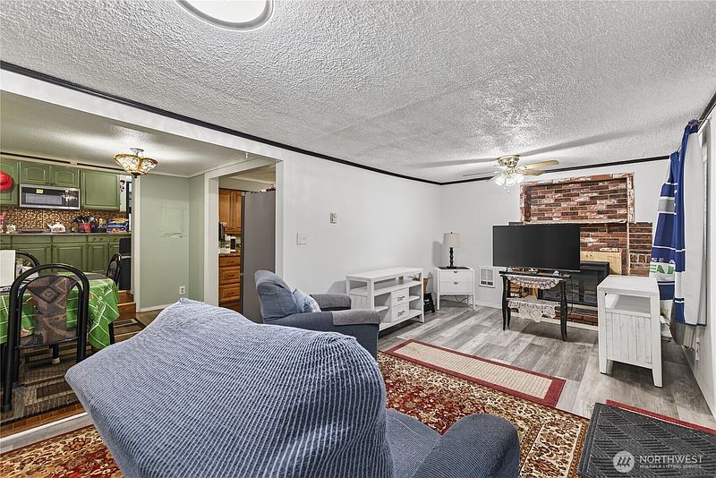 5th image of 232 6th Avenue