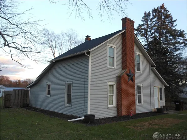 120 N Main St, Laura, OH 45337