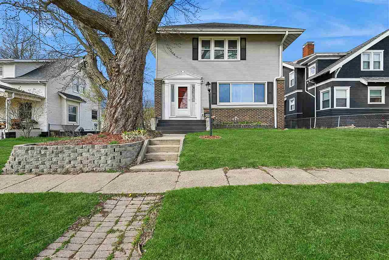 304 South St photo 1
