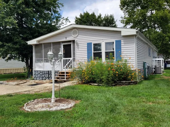 1 Poe Rd, North Brunswick, NJ 08902