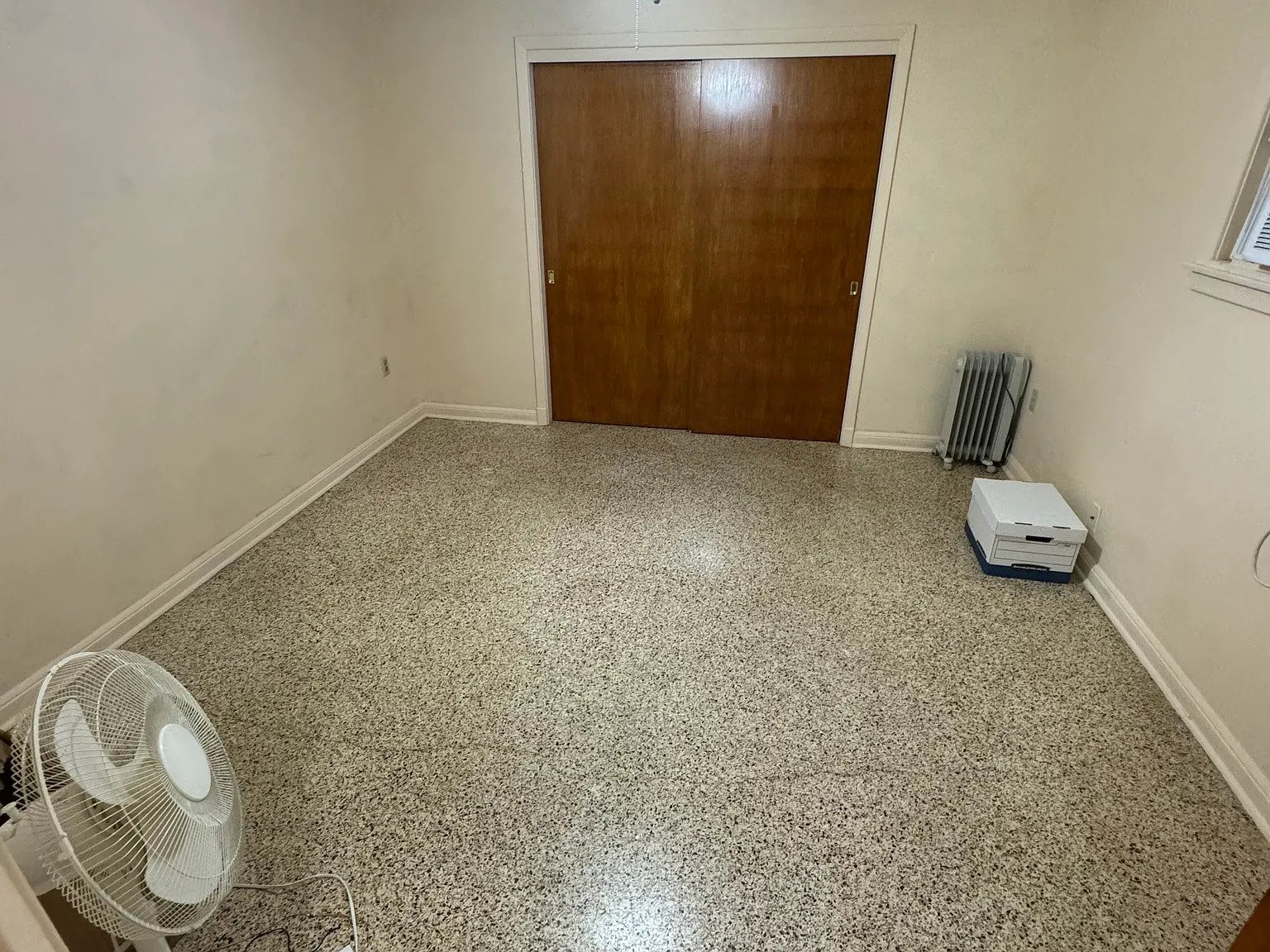5353 Annunciation St — Photo 4