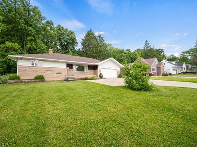 1885 Sprague Rd, Broadview Heights, OH, 44147