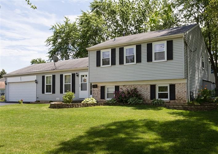 1st image of 827 Parker Dr