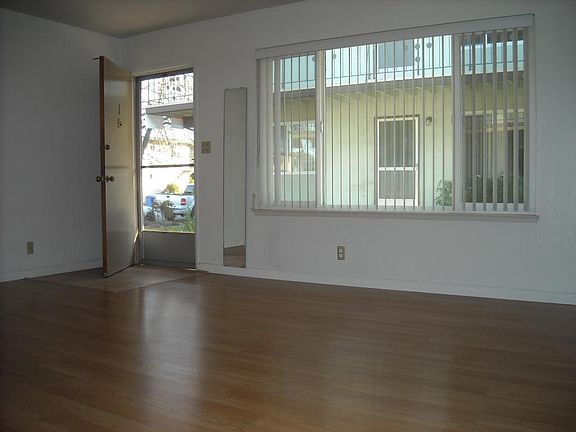 2nd image of 1107 Roewill Dr APT 1