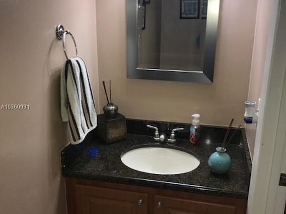 5th image of 15830 SW 91st Ct