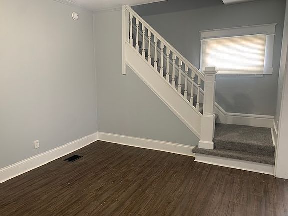 2nd image of 540 Reinhard Ave