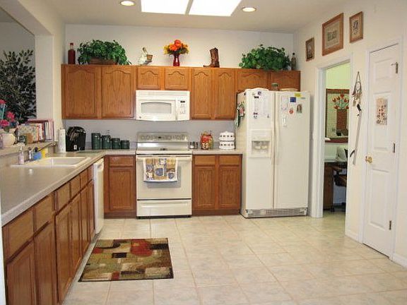 4th image of 9440 SE 134th St