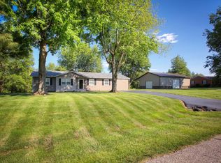 5500 Dee Acres Dr, Philpot, KY 42366