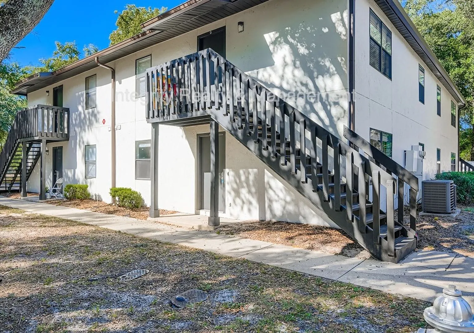 Parkridge Apartments — Photo 1