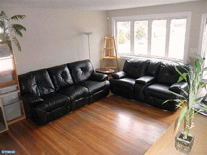 4th image of 1822 Windermere Ave
