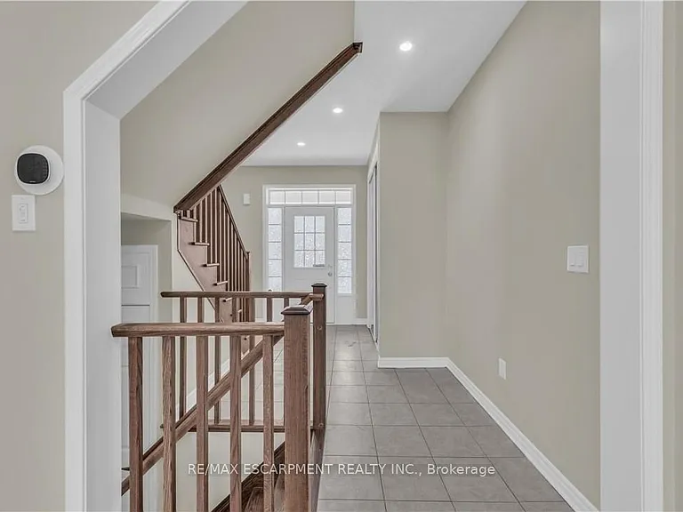 75 Forest Ridge Ave — Photo 9