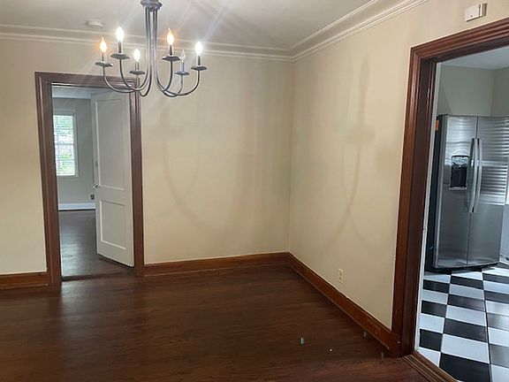 3rd image of 1723 5th Ave