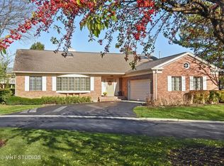 166 Fincharn Ln, Inverness, IL 60067