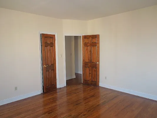 Rented by Washington Realty Corp. | media 22