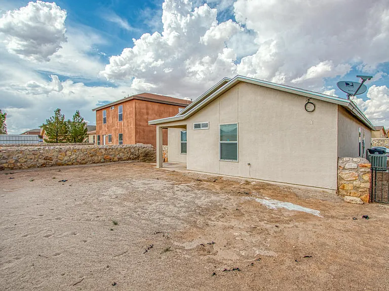 7328 Sachet Cliff Dr — Photo 4