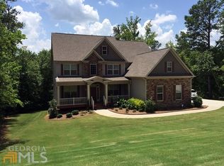 347 Yellowwood Dr, Sharpsburg, GA 30277