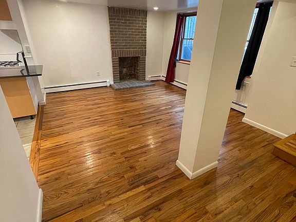 5th image of 304 12th St #A1