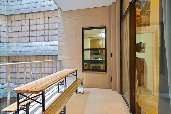 Sold by Daniel Gale Sotheby's International Realty | media 18