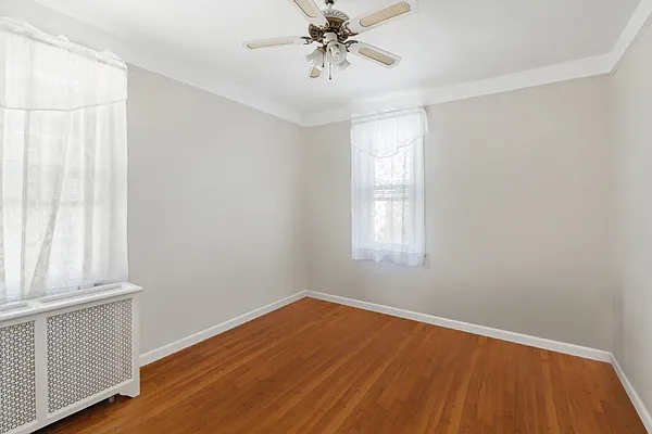 Sold by Douglas Elliman | media 15