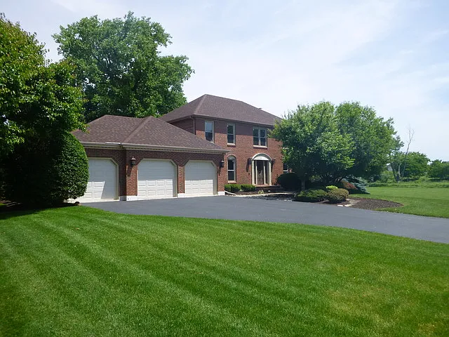 3212 Woods Creek Ln photo 1