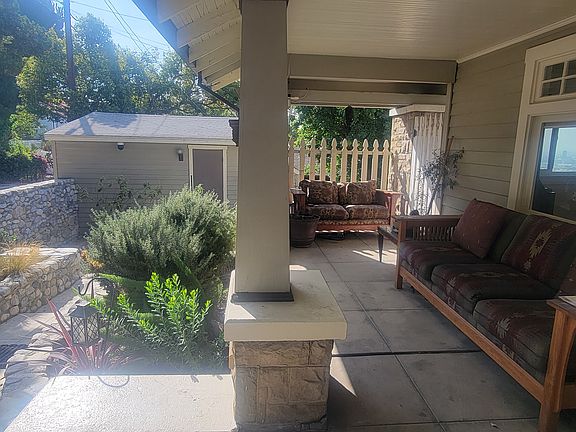 Porch Left