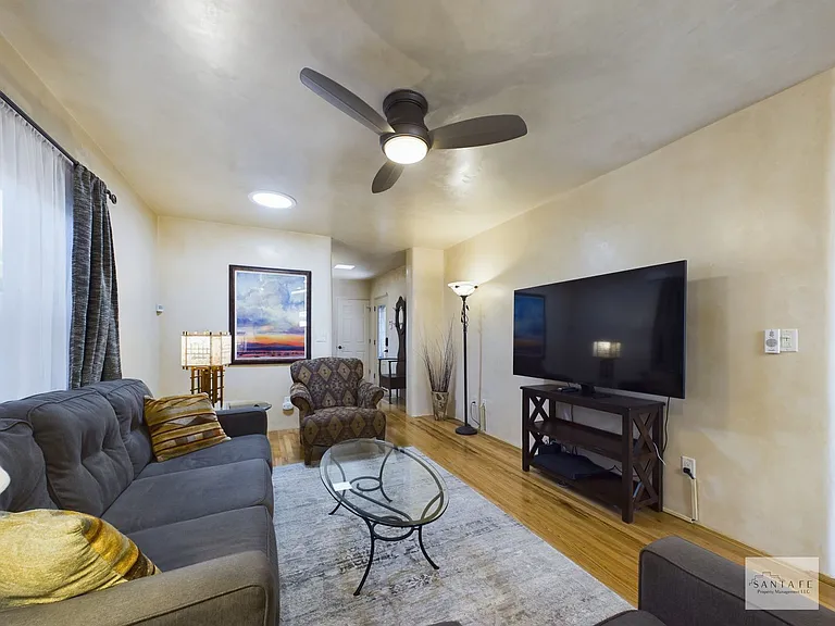 303 Sena St — Photo 5