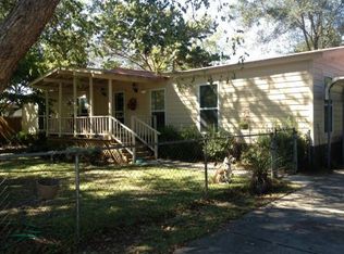 2588 Lake Upchurch Dr, Parkton, NC 28371
