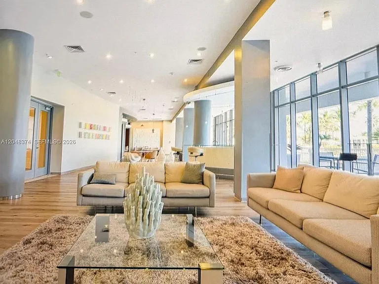 10275 Collins Ave #333 — Photo 18