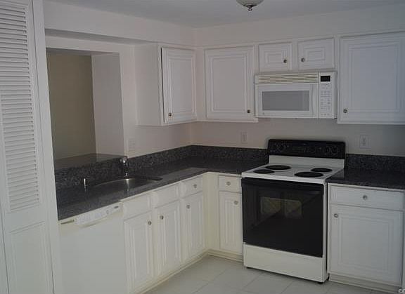 2nd image of 7741 Balla Ct #7741