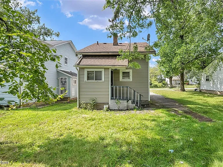 3 bed, 893 sqft, $1,400 — Photo 4