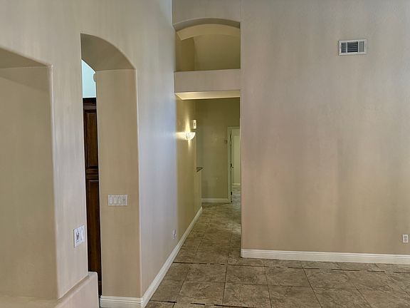 3rd image of 1859 E Oasis Dr