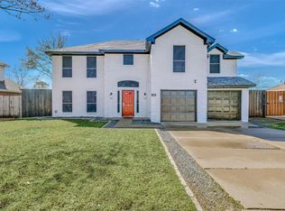 716 Creekside Dr, Mesquite, TX 75181