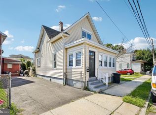341 Hobart Ave, Hamilton, NJ 08629