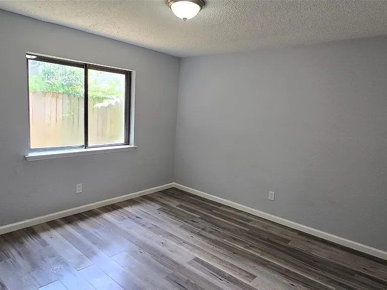 6311 Dawnridge Dr — Photo 22