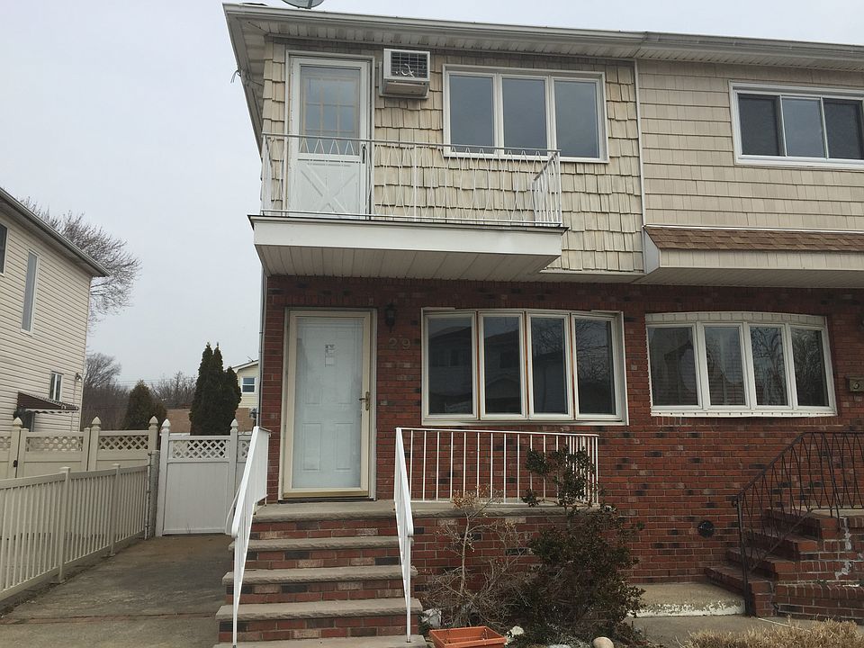 1st image of 29 Thayer Pl