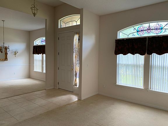 4th image of 10782 Brandon Chase Dr